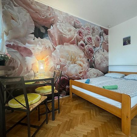 Apartments Jessica Krk Town Zewnętrze zdjęcie